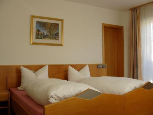 Pension Demmel, Bed & Breakfast Bruckmuhl Bagian luar foto